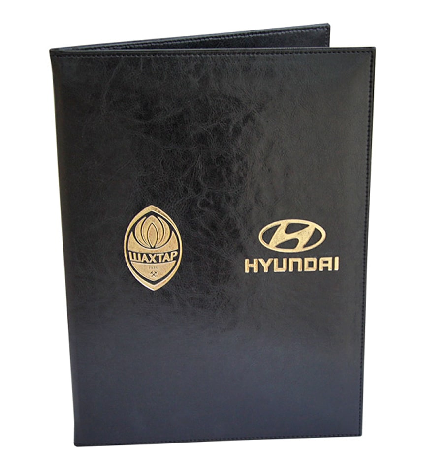 Папки зі шкірзамінника